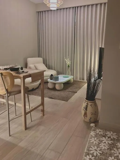 Cozy Urban Stay Near Dubai Mall Daire