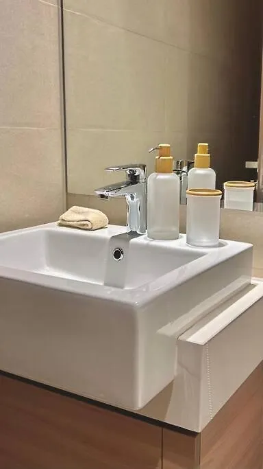 Cozy Urban Stay Near Dubai Mall 0*,  Birleşik Arap Emirlikleri