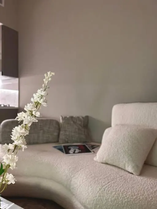 Cozy Urban Stay Near Dubai Mall 0*,